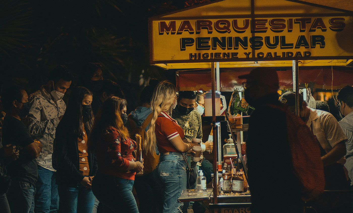  引导一体机案例工程案例：电影小镇景区景区引导售卖一体机