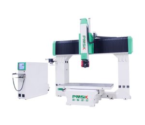 P9-2513 / 工作台移动式 5 轴加工中心