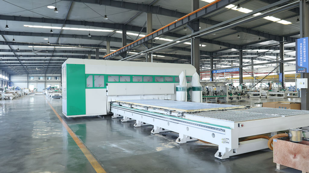 PD006-30120 / 半封闭四轴复合加工中心（图像 4）